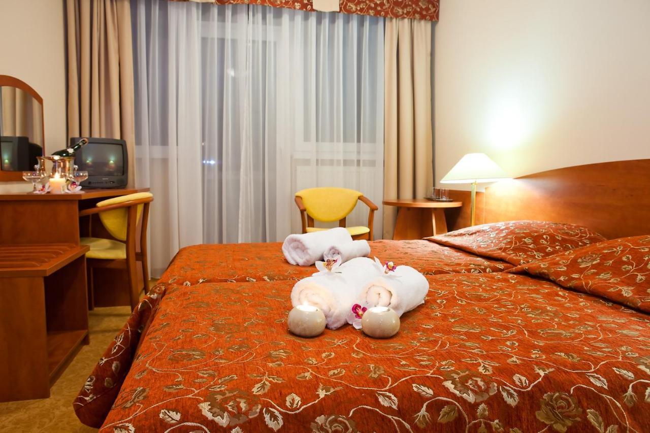 Jantar Medical Spa Dziwnówek Extérieur photo