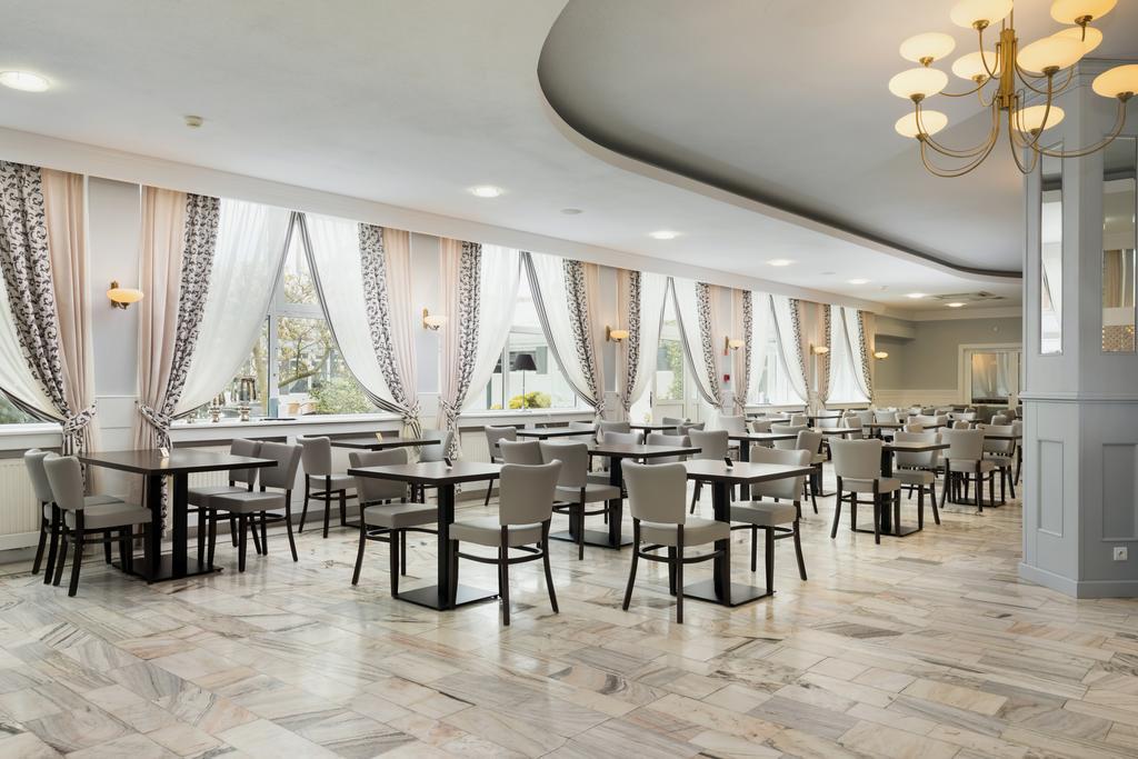 Jantar Medical Spa Dziwnówek Extérieur photo